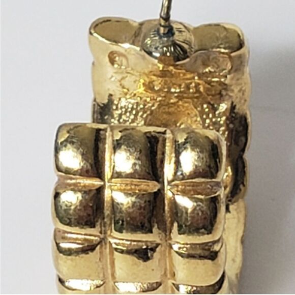 AVON Goldtone & Crystal Checkerboard Huggie Hoop Earrings - Picture 7 of 8